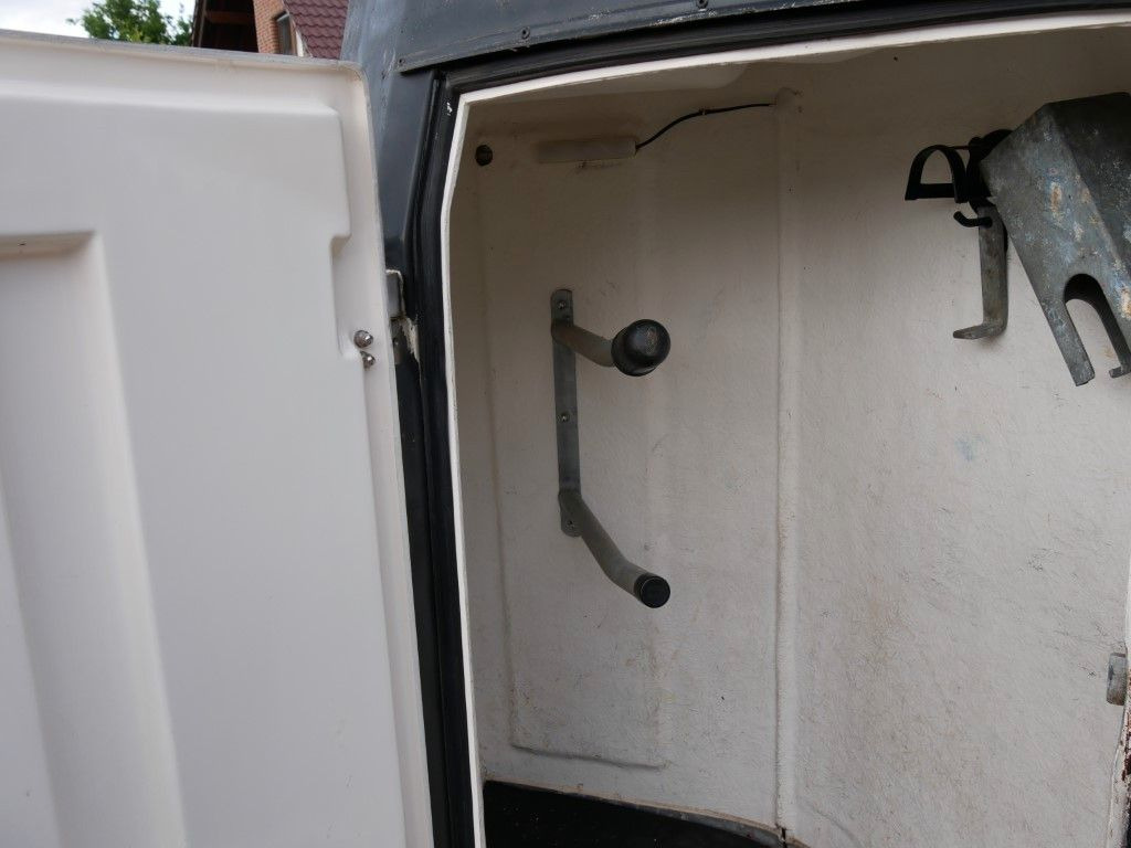 Böckmann Big Master Böckmann Big Master - Van chevaux: photos 3 Böckmann Big Master Böckmann Big Master - Van chevaux: photos 3