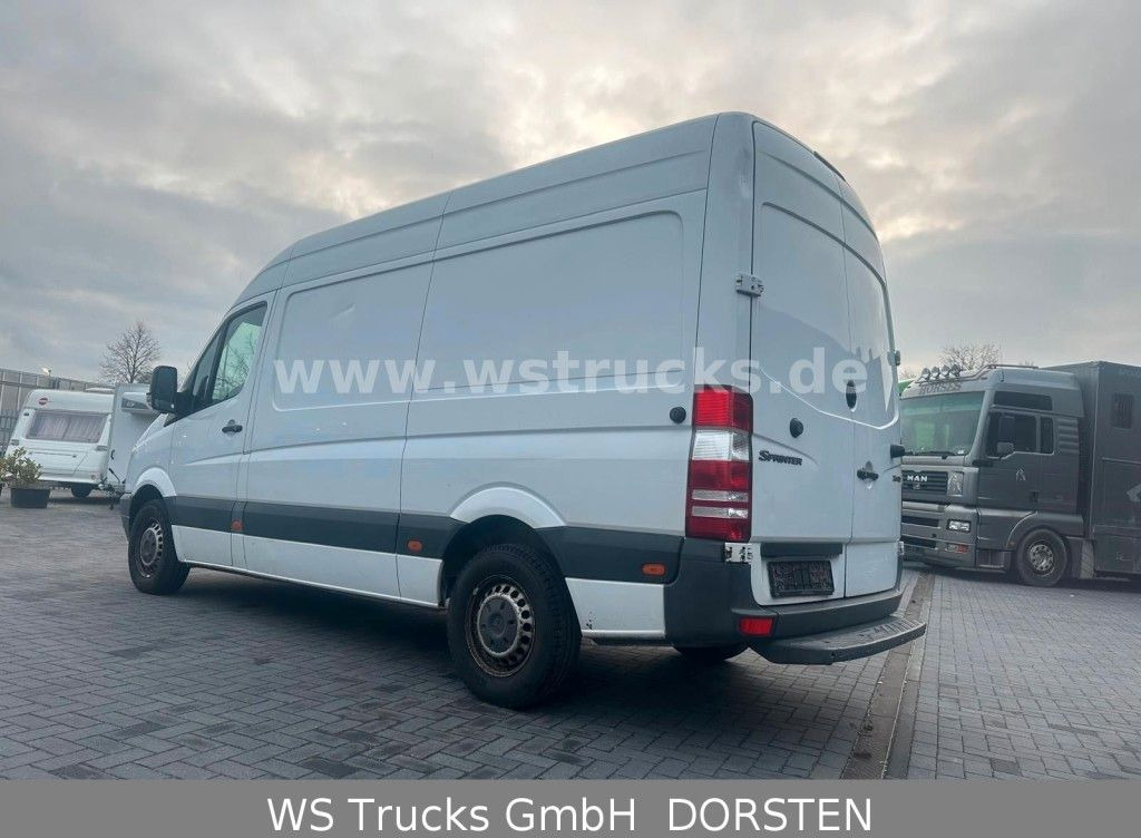 Mercedes-Benz Sprinter II Kasten 216 CDI Hoch/Lang - Voiture: photos 4 Mercedes-Benz Sprinter II Kasten 216 CDI Hoch/Lang - Voiture: photos 4