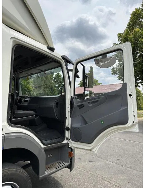 Camion frigorifique neuf Mercedes-Benz Atego 1222 L Kühl-LKW Klima: photos 18