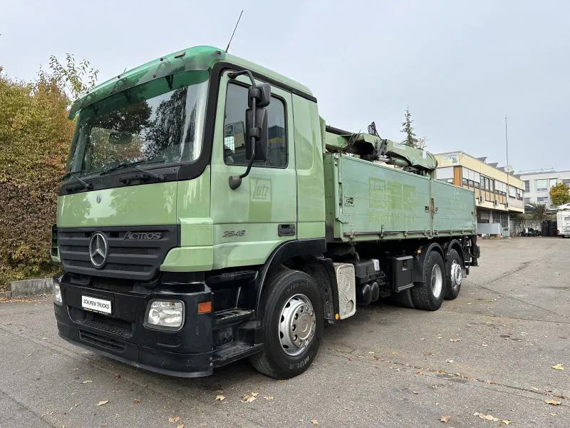 Mercedes-Benz DB 2546 LL 6x2 Kranwagen 2-Seit.Kipper Lenkachse - Camion benne: photos 5 Mercedes-Benz DB 2546 LL 6x2 Kranwagen 2-Seit.Kipper Lenkachse - Camion benne: photos 5