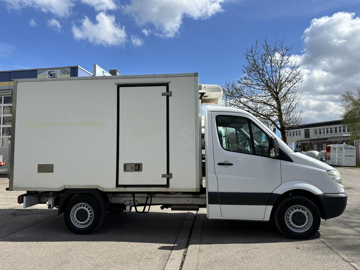 Mercedes Sprinter 315 CDI Kühlfahrzeug TK V 300 D+E Seitentüre - Utilitaire frigorifique: photos 3 Mercedes Sprinter 315 CDI Kühlfahrzeug TK V 300 D+E Seitentüre - Utilitaire frigorifique: photos 3