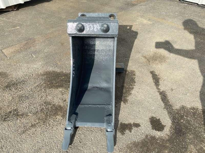 MECALAC 340mm - séries 8 / 10 / 11 et 12 - Godet pour pelle: photos 3 MECALAC 340mm - séries 8 / 10 / 11 et 12 - Godet pour pelle: photos 3