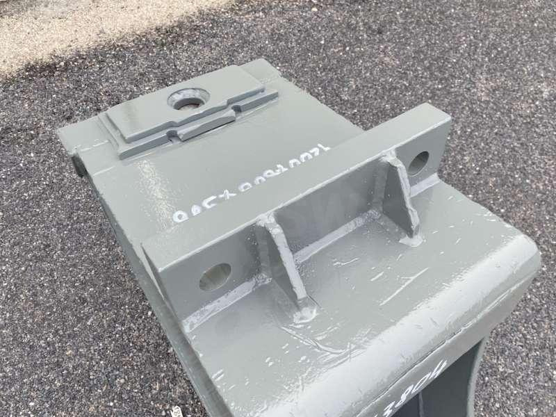 MECALAC en bute 350mm - Séries 8 / 10 / 11 et 12 - Godet pour pelle: photos 4 MECALAC en bute 350mm - Séries 8 / 10 / 11 et 12 - Godet pour pelle: photos 4