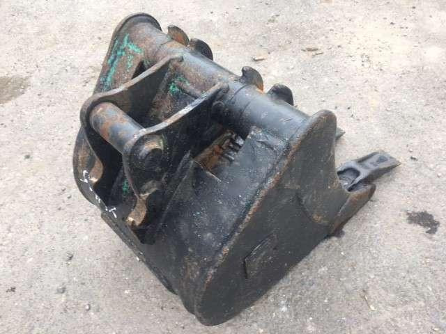 MORIN M0 - 300mm - Godet pour pelle: photos 5 MORIN M0 - 300mm - Godet pour pelle: photos 5