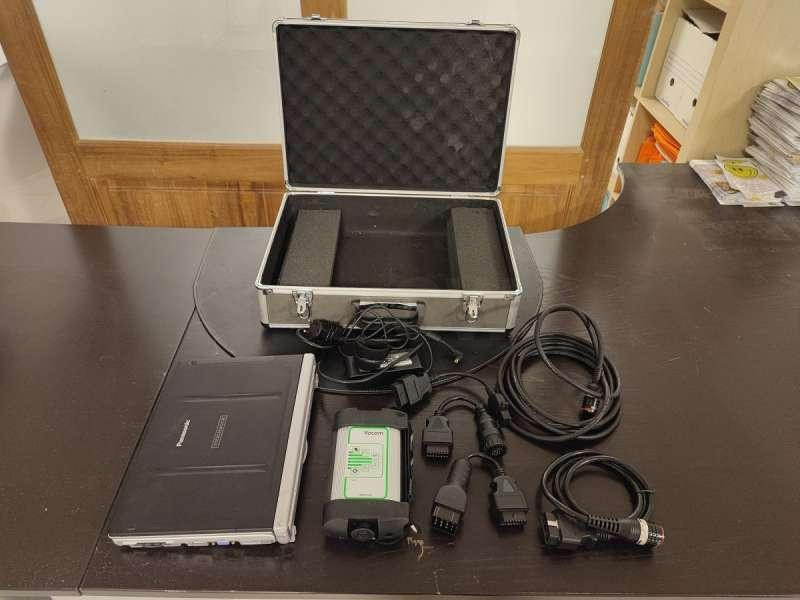 PANASONIC VALISE DE DIAG VOLVO - Matériel de chantier: photos 1 PANASONIC VALISE DE DIAG VOLVO - Matériel de chantier: photos 1