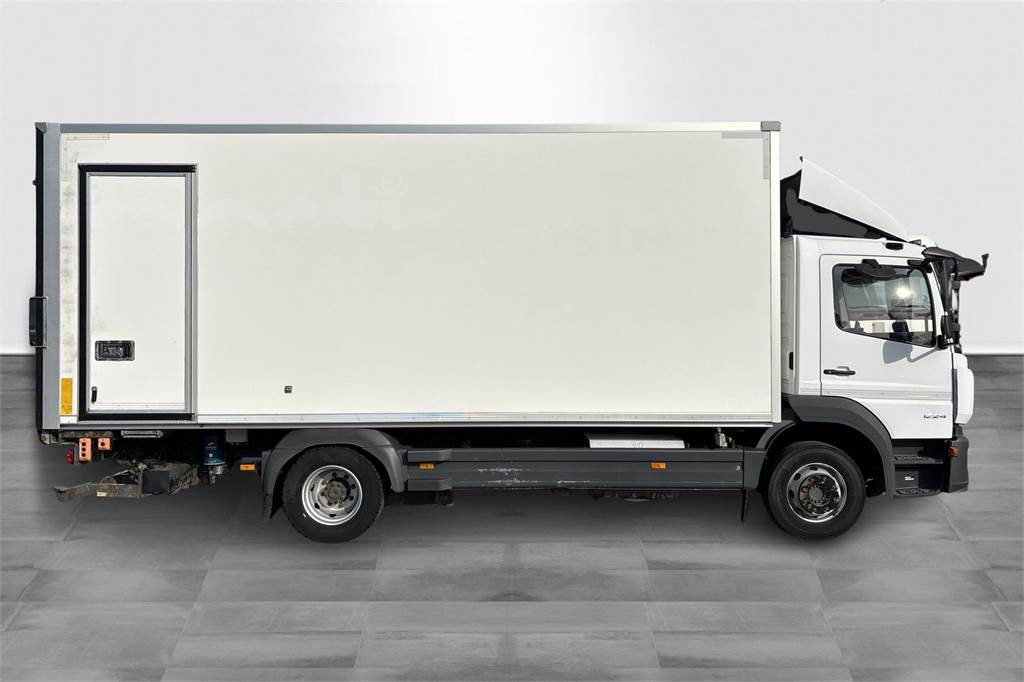 Mercedes-Benz ATEGO 1224L 4x2 Ksa-Umpikori +pl-nostin - Camion fourgon: photos 4 Mercedes-Benz ATEGO 1224L 4x2 Ksa-Umpikori +pl-nostin - Camion fourgon: photos 4