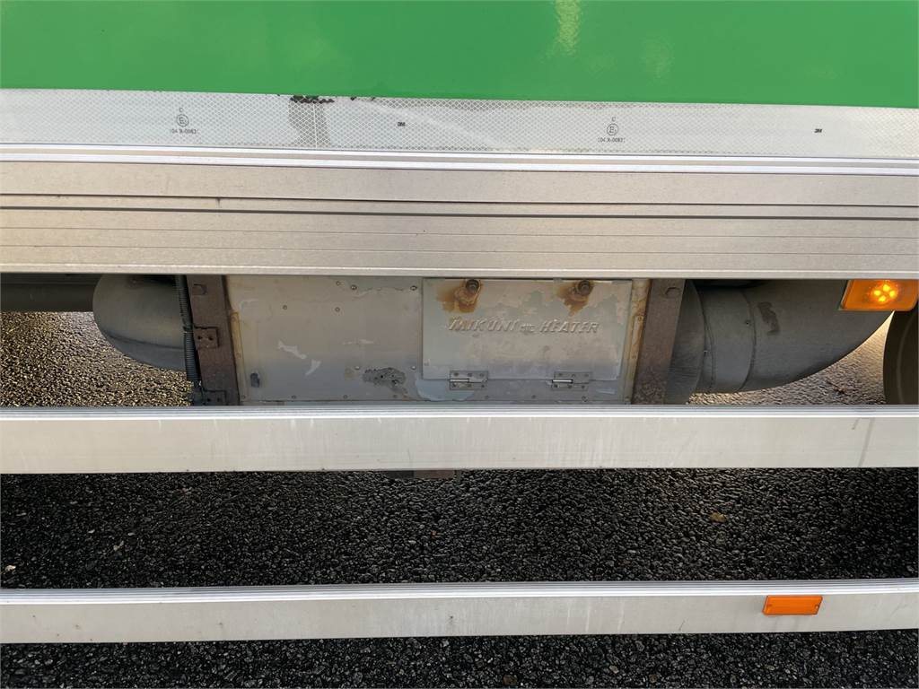 Volvo FM 330 - Camion isothermique: photos 3 Volvo FM 330 - Camion isothermique: photos 3