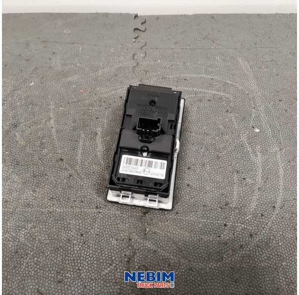 Renault Renault - 7424325374 - bedieningspaneel bestuurdersportier - Pièces de rechange: photos 2 Renault Renault - 7424325374 - bedieningspaneel bestuurdersportier - Pièces de rechange: photos 2