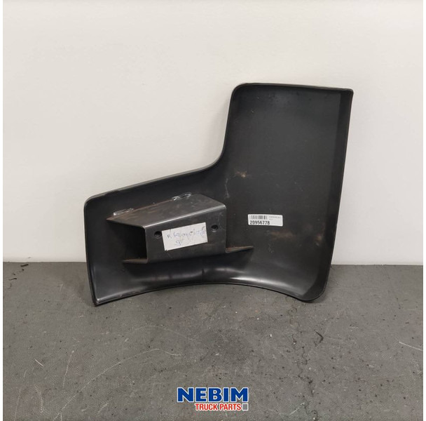 Volvo Volvo - 20956778 - Bumperhoek rechts FE - Pièces de rechange pour Camion: photos 2 Volvo Volvo - 20956778 - Bumperhoek rechts FE - Pièces de rechange pour Camion: photos 2