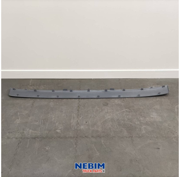 Volvo Volvo - 21443695 - Zonneklep sierlijst zilver FH16 - Pièces de rechange pour Camion: photos 2 Volvo Volvo - 21443695 - Zonneklep sierlijst zilver FH16 - Pièces de rechange pour Camion: photos 2