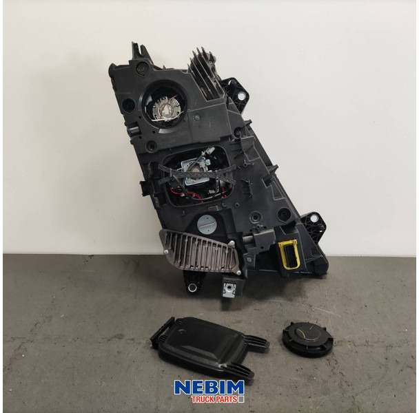Volvo Volvo - 22239250 - Koplamp links FH16 Bi Xenon - Pièces de rechange pour Camion: photos 3 Volvo Volvo - 22239250 - Koplamp links FH16 Bi Xenon - Pièces de rechange pour Camion: photos 3