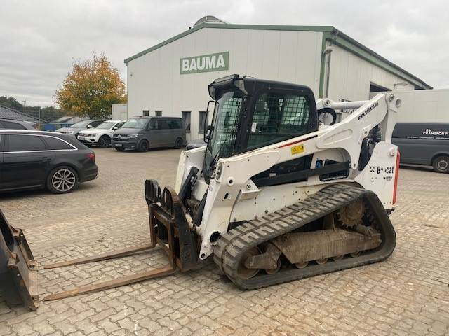 Bobcat 870 T MIETE / RENTAL (12005523) - Mini chargeuse: photos 1 Bobcat 870 T MIETE / RENTAL (12005523) - Mini chargeuse: photos 1