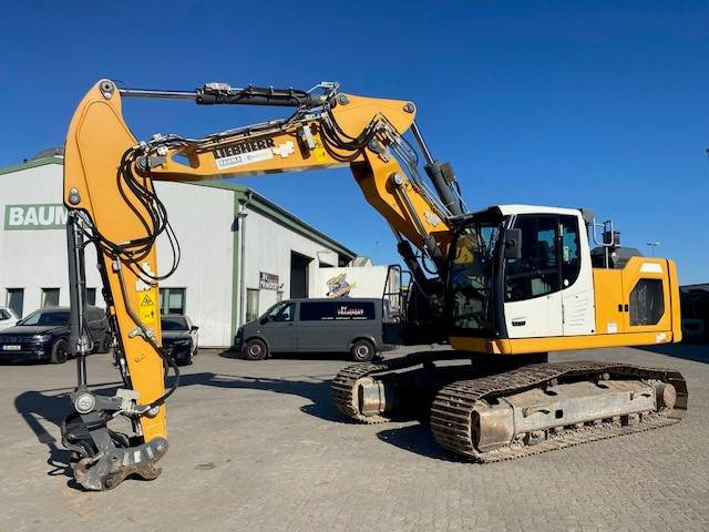 Liebherr R 922 LC (G8) MIETE / RENTAL (12001992) - Pelle sur chenille: photos 1 Liebherr R 922 LC (G8) MIETE / RENTAL (12001992) - Pelle sur chenille: photos 1