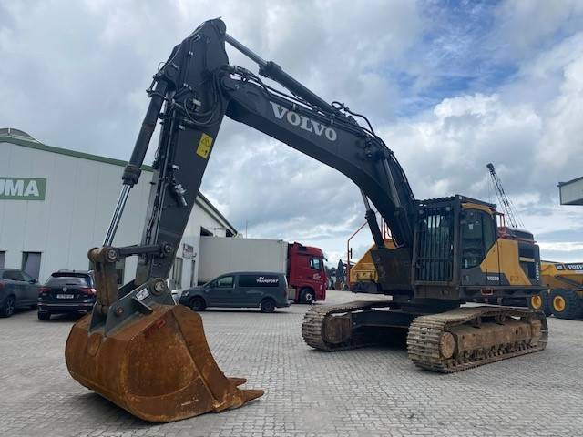 Volvo EC 380 E L MIETE / RENTAL (12005484) - Pelle sur chenille: photos 1 Volvo EC 380 E L MIETE / RENTAL (12005484) - Pelle sur chenille: photos 1