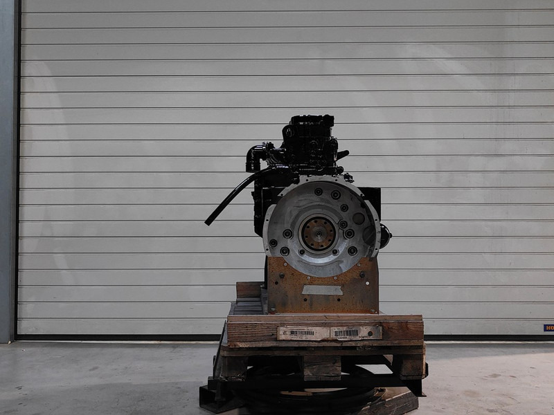 Cummins QSB6.7 COMMONRAIL LONGBLOCK - Engins de chantier: photos 3 Cummins QSB6.7 COMMONRAIL LONGBLOCK - Engins de chantier: photos 3