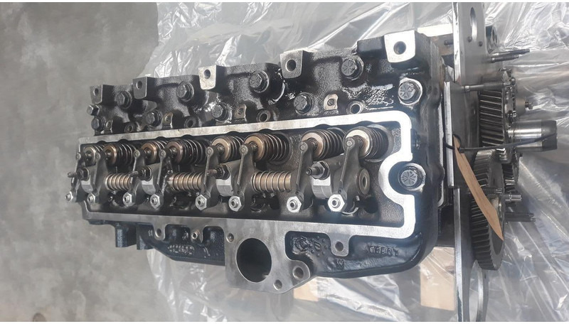 John Deere 4045TF270 LONG-BLOCK - Engins de chantier: photos 3 John Deere 4045TF270 LONG-BLOCK - Engins de chantier: photos 3