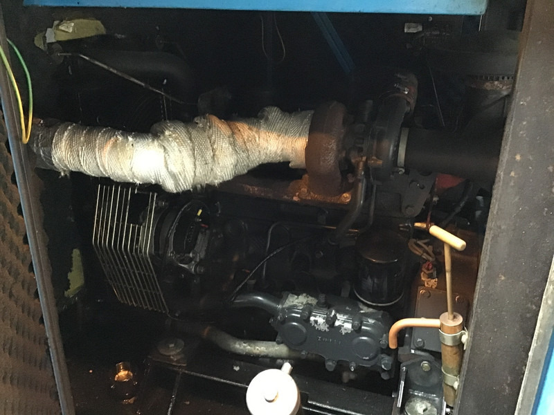 Iveco 8045SE POMP 580 M³/H USED - Pompe à eau: photos 3 Iveco 8045SE POMP 580 M³/H USED - Pompe à eau: photos 3