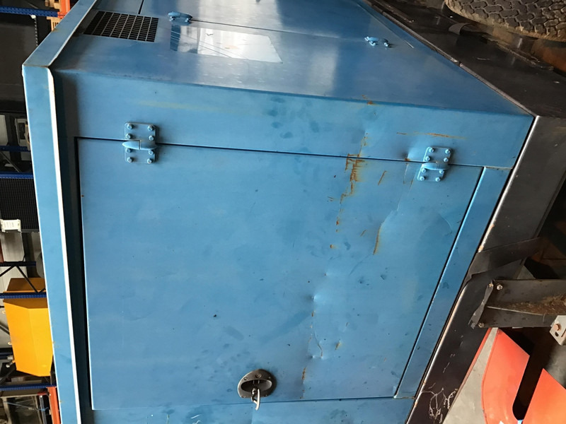 Iveco 8045SE POMP 580 M³/H USED - Pompe à eau: photos 5 Iveco 8045SE POMP 580 M³/H USED - Pompe à eau: photos 5