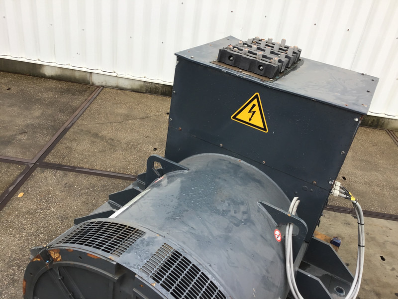 Stamford PI734E2 LOOSE GENERATOR 1900KVA NEW - Groupe électrogène: photos 2 Stamford PI734E2 LOOSE GENERATOR 1900KVA NEW - Groupe électrogène: photos 2