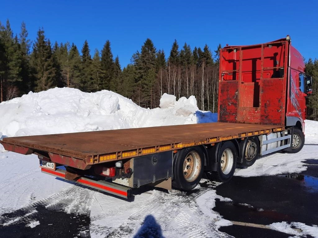 DAF XF460 - Camion plateau: photos 4 DAF XF460 - Camion plateau: photos 4