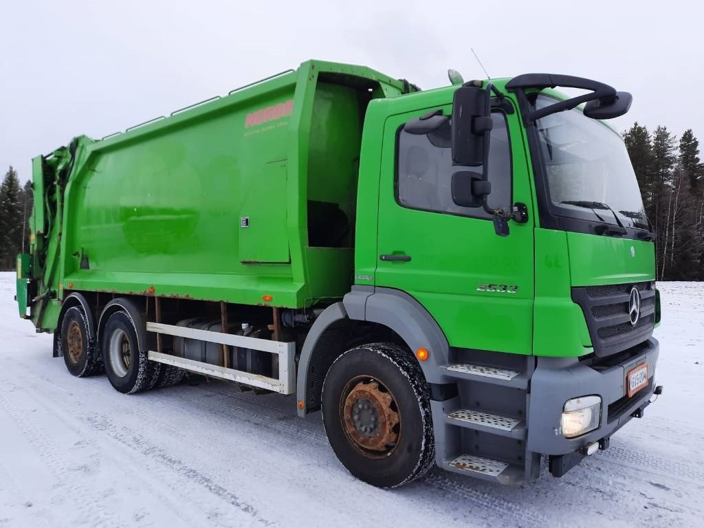 Mercedes-Benz Axor 2533 - Benne à ordures ménagères: photos 3 Mercedes-Benz Axor 2533 - Benne à ordures ménagères: photos 3