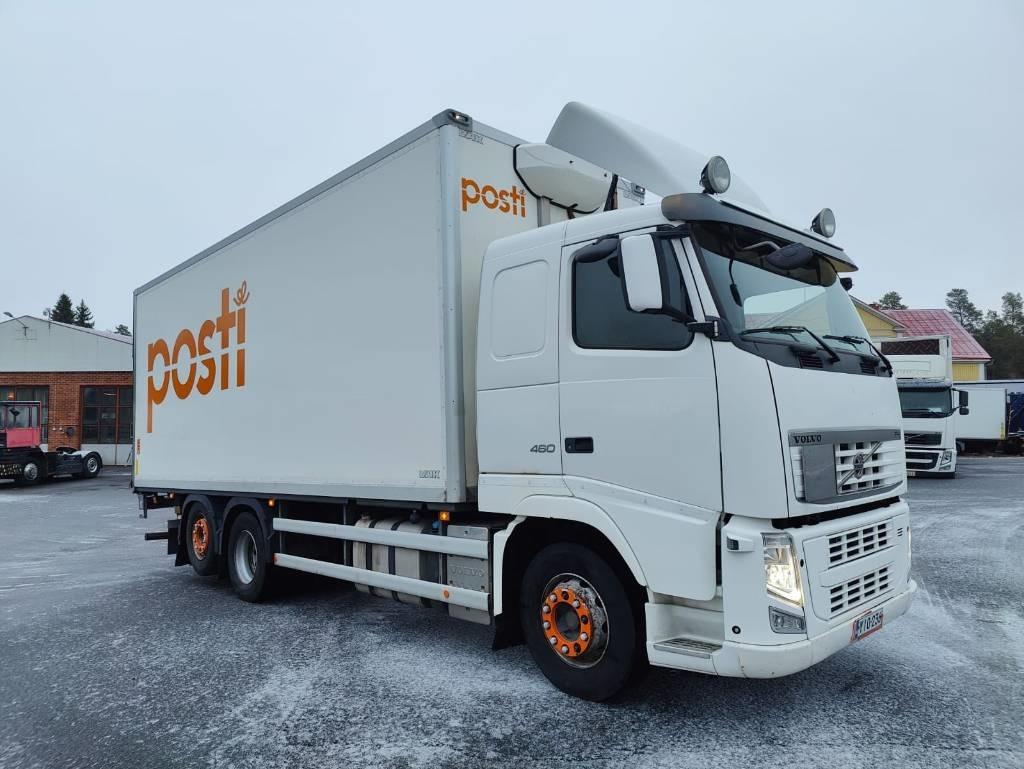 Volvo FH 13 - Camion fourgon: photos 2 Volvo FH 13 - Camion fourgon: photos 2