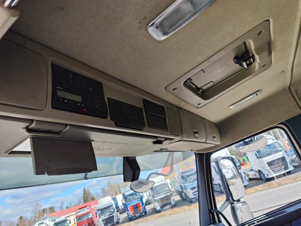 Châssis cabine Volvo FM 11: photos 15