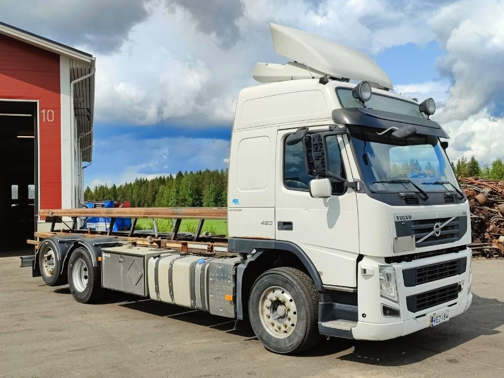Volvo FM 13 - Camion porte-conteneur/ Caisse mobile: photos 2 Volvo FM 13 - Camion porte-conteneur/ Caisse mobile: photos 2