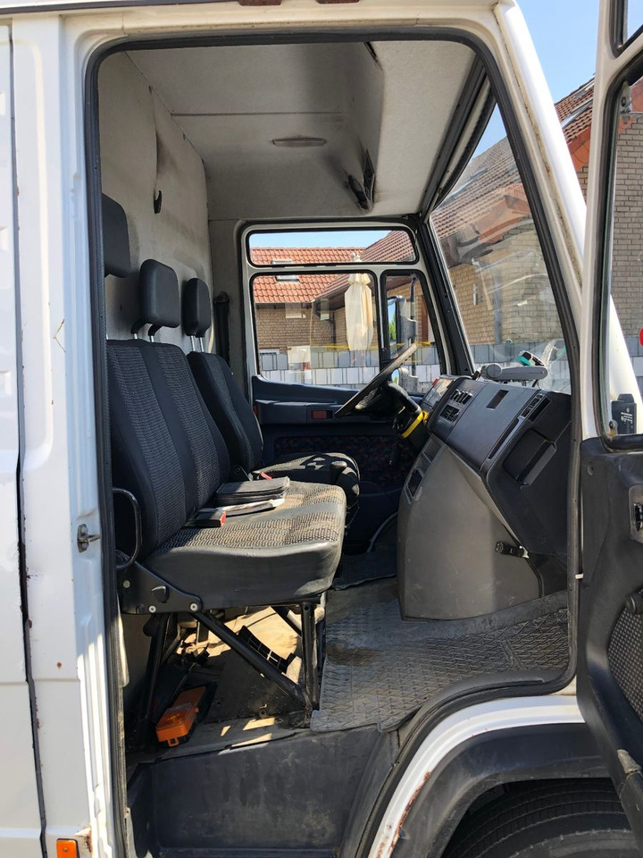 Fourgon utilitaire Mercedes-Benz Vario 816: photos 14