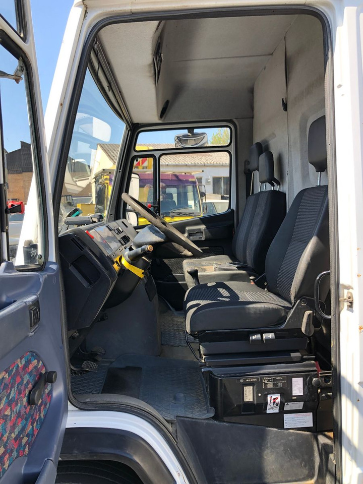 Fourgon utilitaire Mercedes-Benz Vario 816: photos 11