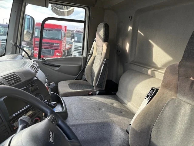 DAF CF 65.250 COOLING TRUCK WITH CARRIER D/E COOLER (EURO 5 / AS-TRONIC / 2.500 KG. LOADING PLATFORM) en crédit-bail DAF CF 65.250 COOLING TRUCK WITH CARRIER D/E COOLER (EURO 5 / AS-TRONIC / 2.500 KG. LOADING PLATFORM): photos 7