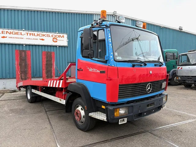 Mercedes-Benz LK 814 RECOVERY TRUCK / CAR-MACHINE TRANSPORTER (6-CILINDER / MANUAL GEARBOX / FULL STEEL SUSPENSION / WINCH / HYDRAULIC RAMPS) - Camion porte-voitures: photos 2 Mercedes-Benz LK 814 RECOVERY TRUCK / CAR-MACHINE TRANSPORTER (6-CILINDER / MANUAL GEARBOX / FULL STEEL SUSPENSION / WINCH / HYDRAULIC RAMPS) - Camion porte-voitures: photos 2