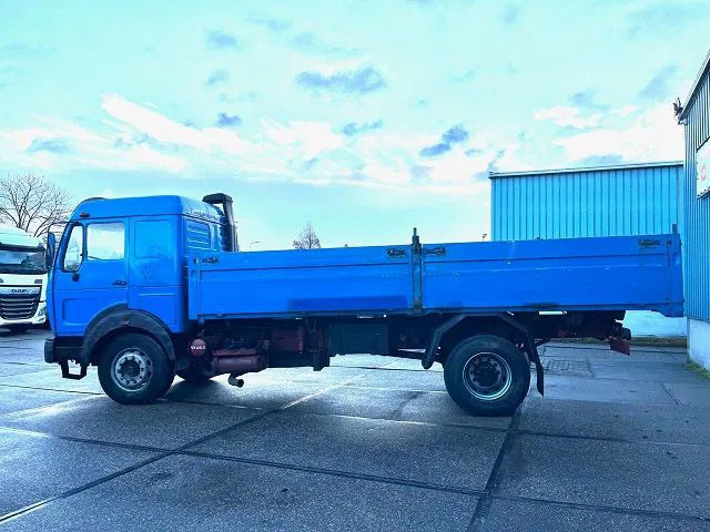 Mercedes-Benz SK 1635K GROSSRAUM 4x2 FULL STEEL CHASSIS (ZF MANUAL GEARBOX / REDUCTION AXLE / FULL STEEL SUSPENSION) - Camion plateau: photos 5 Mercedes-Benz SK 1635K GROSSRAUM 4x2 FULL STEEL CHASSIS (ZF MANUAL GEARBOX / REDUCTION AXLE / FULL STEEL SUSPENSION) - Camion plateau: photos 5