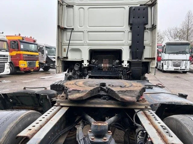Tracteur routier DAF 95.430 XF SPACECAB (EURO 3 / ZF16 MANUAL GEARBOX / ZF-INTARDER / AIRCONDITIONING / 870 LITER DIESELTANK): photos 10