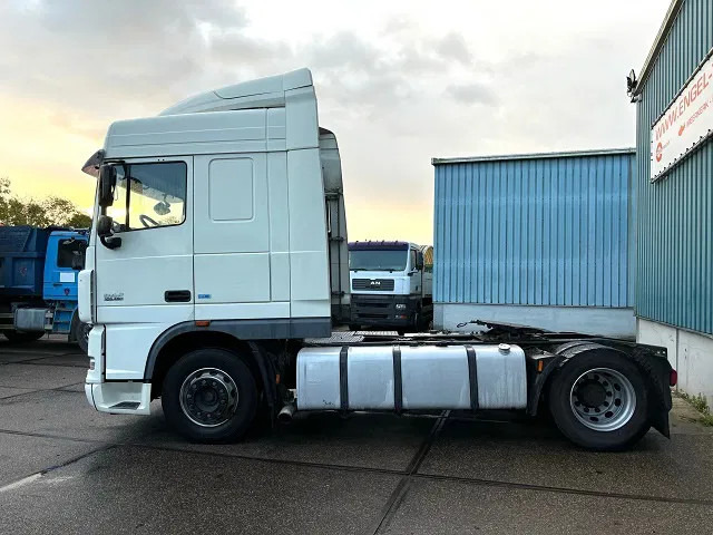 DAF XF 105.460 SPACECAB (ZF MANUAL GEARBOX / MX-BRAKE / 870+430 LITER TANK / EURO 5 EEV / AIRCONDITIONING / FRIDGE) - Tracteur routier: photos 5 DAF XF 105.460 SPACECAB (ZF MANUAL GEARBOX / MX-BRAKE / 870+430 LITER TANK / EURO 5 EEV / AIRCONDITIONING / FRIDGE) - Tracteur routier: photos 5
