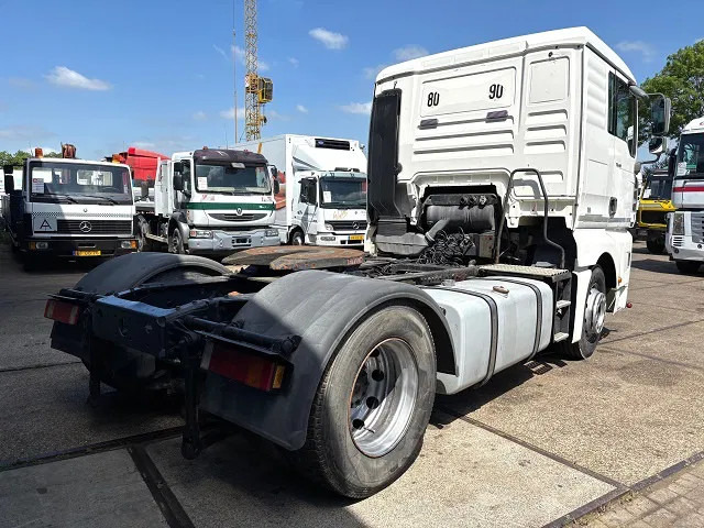 MAN TGA 18.410 BLS XL (6-CILINDERHEADS) (ZF16 MANUAL GEARBOX / ZF-INTARDER / P.T.O.) - Tracteur routier: photos 3 MAN TGA 18.410 BLS XL (6-CILINDERHEADS) (ZF16 MANUAL GEARBOX / ZF-INTARDER / P.T.O.) - Tracteur routier: photos 3