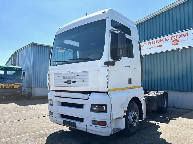 MAN TGA 18.410 FLS XXL (6-CILINDER HEADS / ZF16 MANUAL GEARBOX / ZF-INTARDER / HYDRAULIC KIT / P.T.O. / AIRCONDITIONING) - Tracteur routier: photos 1 MAN TGA 18.410 FLS XXL (6-CILINDER HEADS / ZF16 MANUAL GEARBOX / ZF-INTARDER / HYDRAULIC KIT / P.T.O. / AIRCONDITIONING) - Tracteur routier: photos 1