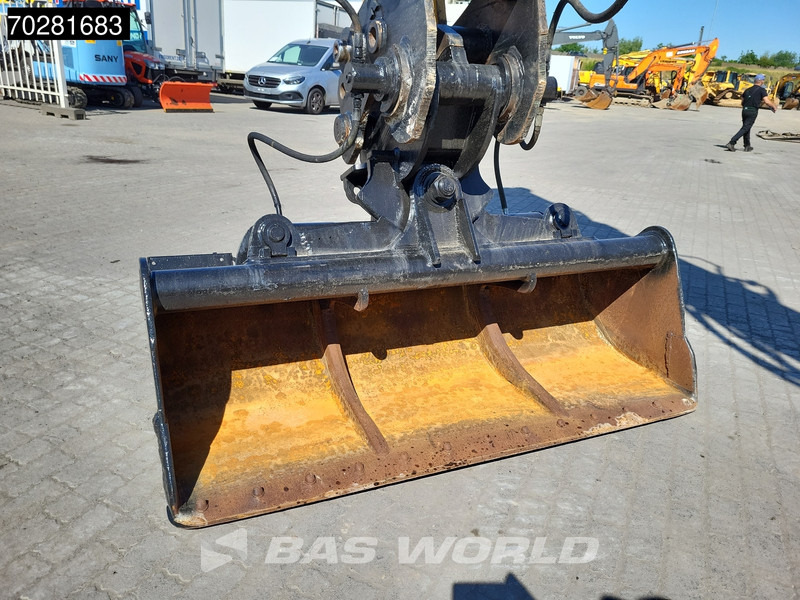 Pelle sur chenille Caterpillar 325 F L 3 BUCKETS - VA BOOM: photos 17