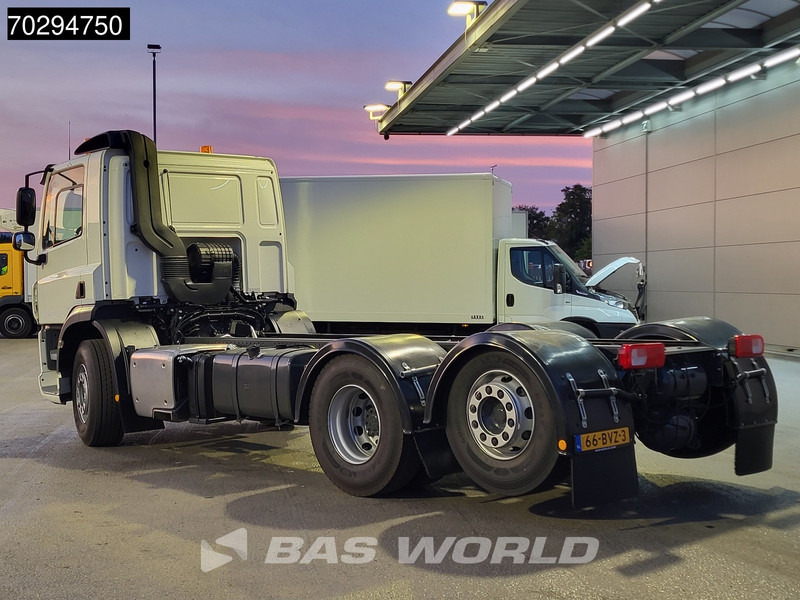 DAF CF 300 6X2 Lift/Steering Axle ACC Euro 6 - Châssis cabine: photos 2 DAF CF 300 6X2 Lift/Steering Axle ACC Euro 6 - Châssis cabine: photos 2