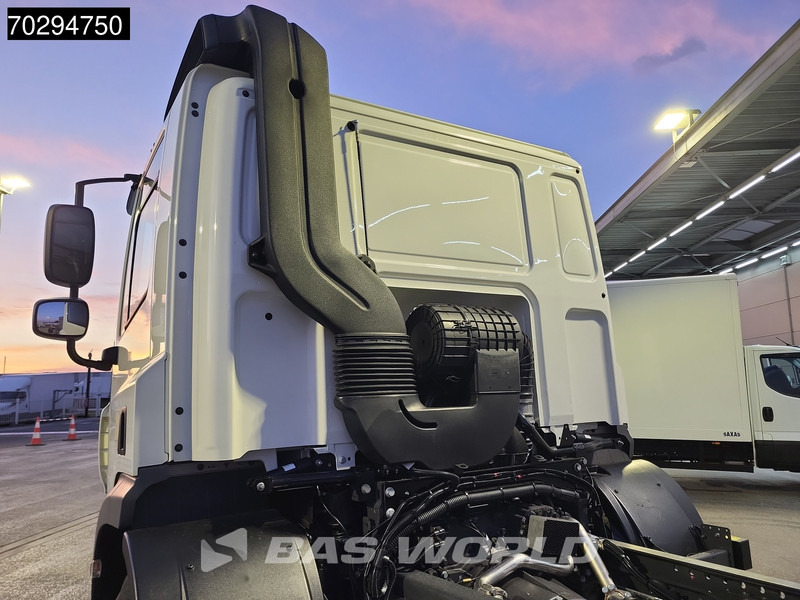DAF CF 300 6X2 Lift/Steering Axle ACC Euro 6 - Châssis cabine: photos 5 DAF CF 300 6X2 Lift/Steering Axle ACC Euro 6 - Châssis cabine: photos 5