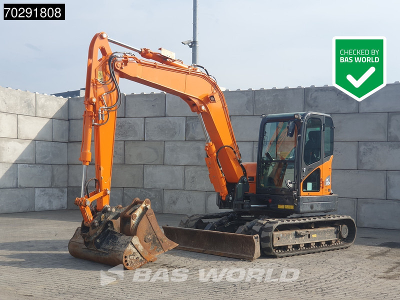 Doosan DX85 R-3 A/C - 3 BUCKETS - Mini pelle: photos 1 Doosan DX85 R-3 A/C - 3 BUCKETS - Mini pelle: photos 1