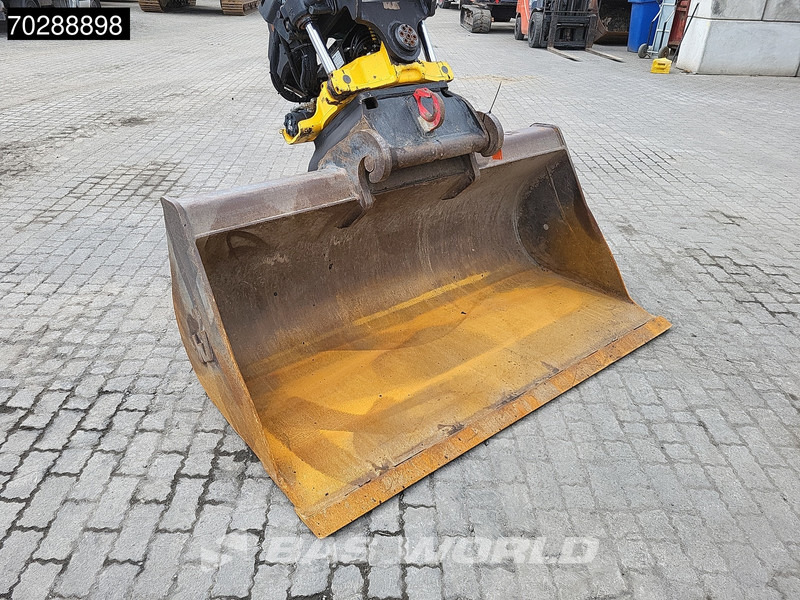 Pelle sur pneus Hitachi ZX190W -5B 3 BUCKETS: photos 14