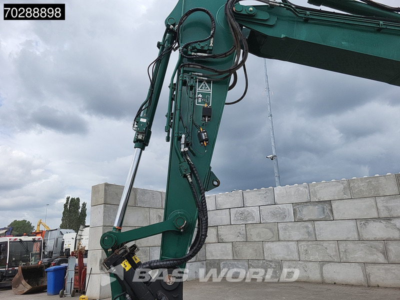 Pelle sur pneus Hitachi ZX190W -5B 3 BUCKETS: photos 11