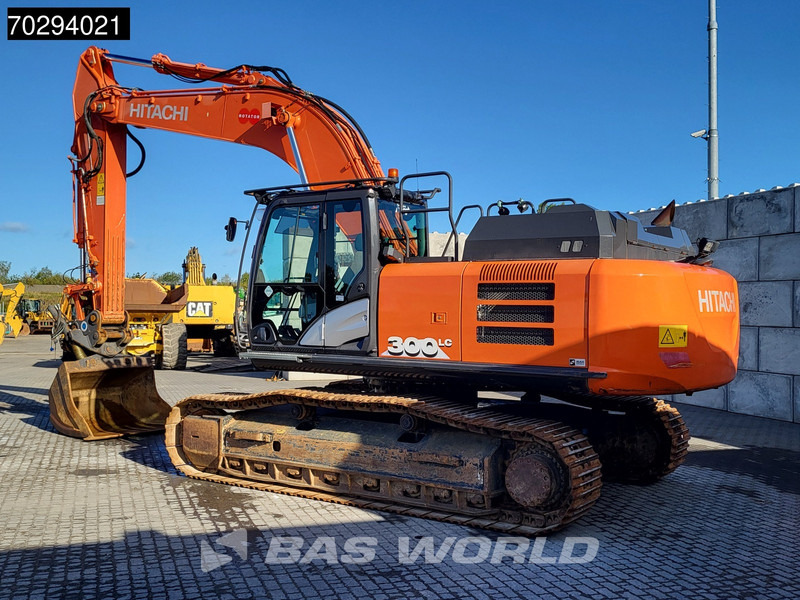 Hitachi ZX300 LC -6 - Pelle sur chenille: photos 2 Hitachi ZX300 LC -6 - Pelle sur chenille: photos 2