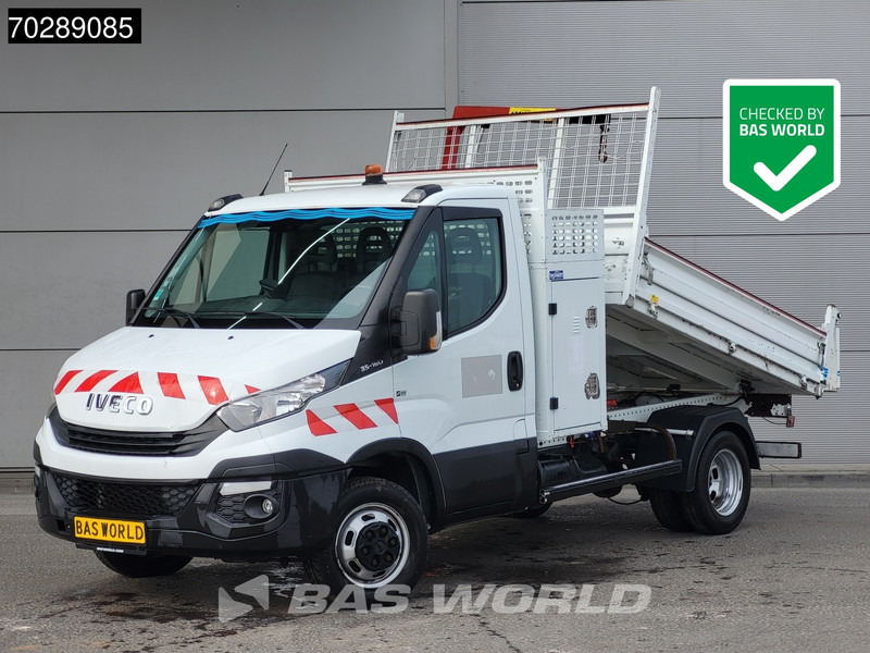 Iveco Daily 35C16 Kipper met Kraan Dubbellucht 3,5t Trekhaak Airco Cruise Camera Euro6 Crane Kran Kranwagen 2m3 A/C Towbar Cruise control - Utilitaire benne: photos 1 Iveco Daily 35C16 Kipper met Kraan Dubbellucht 3,5t Trekhaak Airco Cruise Camera Euro6 Crane Kran Kranwagen 2m3 A/C Towbar Cruise control - Utilitaire benne: photos 1