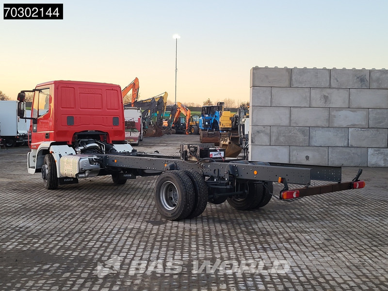 Iveco Eurocargo 160E320 4X2 NEW! 16T chassis 2016 production Euro 6 - Châssis cabine: photos 2 Iveco Eurocargo 160E320 4X2 NEW! 16T chassis 2016 production Euro 6 - Châssis cabine: photos 2