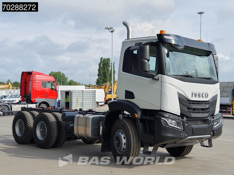 Iveco X-Way 460 6X4 New! Retarder steelsuspension Big-Axle Automatic Navi Euro 6 - Châssis cabine: photos 3 Iveco X-Way 460 6X4 New! Retarder steelsuspension Big-Axle Automatic Navi Euro 6 - Châssis cabine: photos 3