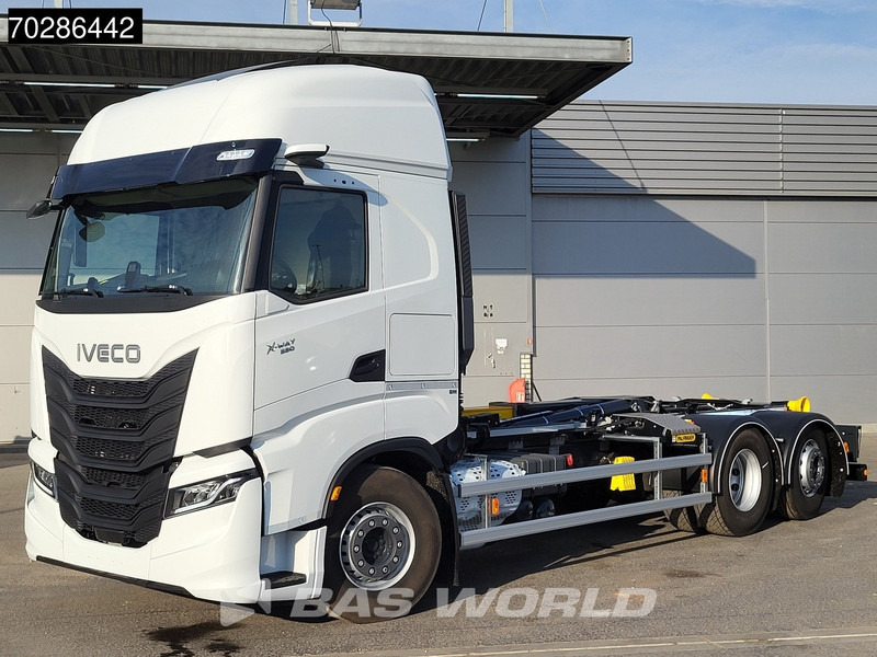 Iveco X-Way 580 6X2 NEW Palfinger PHT20SLD5 Hooklift Lift+steering Axle Automatic Navi ACC LED - Camion ampliroll: photos 5 Iveco X-Way 580 6X2 NEW Palfinger PHT20SLD5 Hooklift Lift+steering Axle Automatic Navi ACC LED - Camion ampliroll: photos 5