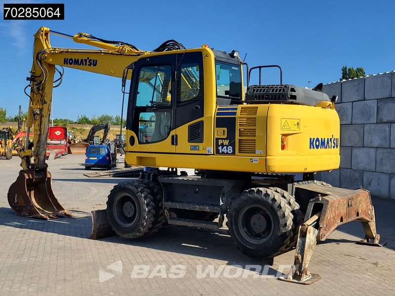 Komatsu PW148 -8 - Pelle sur pneus: photos 5 Komatsu PW148 -8 - Pelle sur pneus: photos 5