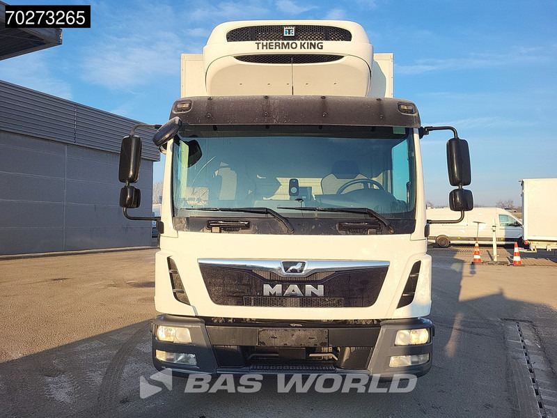 MAN TGL 12.250 4X2 12t Thermo King T1000-R Ladebordwand Automatic Euro 6 - Camion frigorifique: photos 5 MAN TGL 12.250 4X2 12t Thermo King T1000-R Ladebordwand Automatic Euro 6 - Camion frigorifique: photos 5